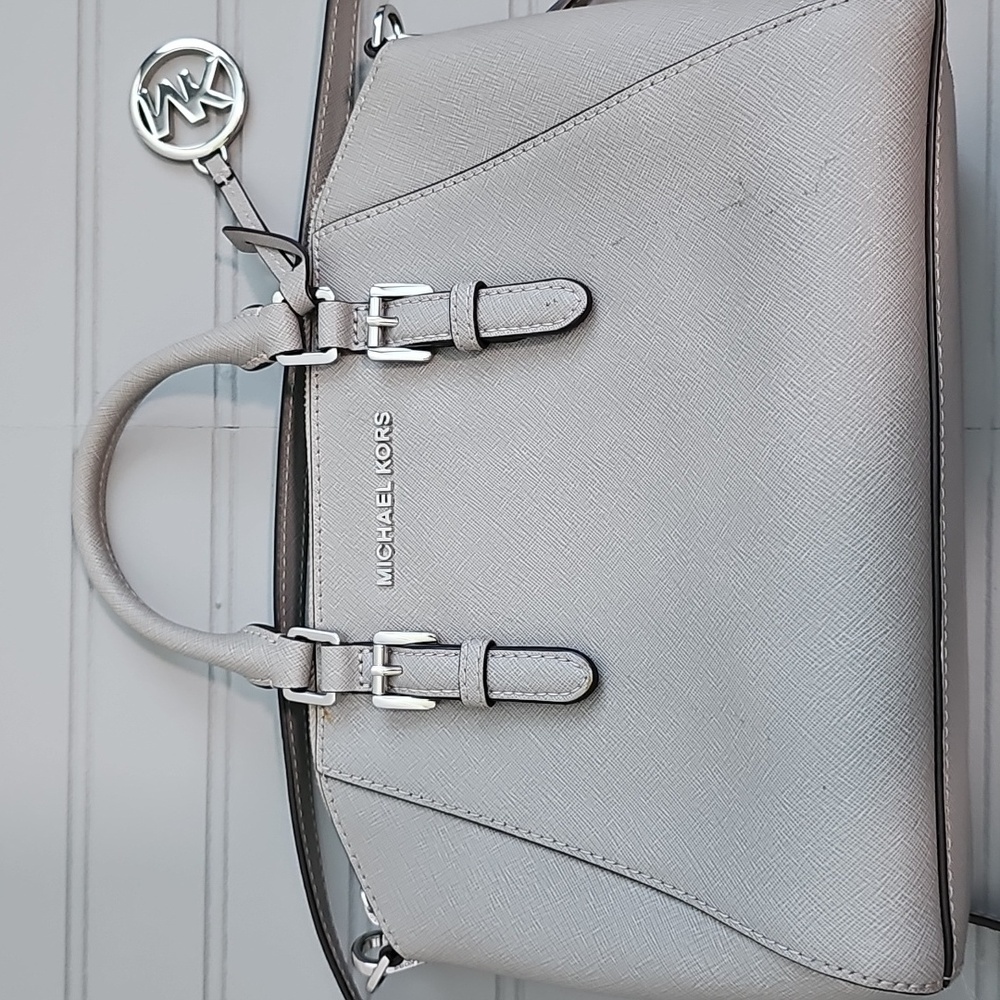 Michael Kors Gray Ciara Purse. - Picture 5 of 17
